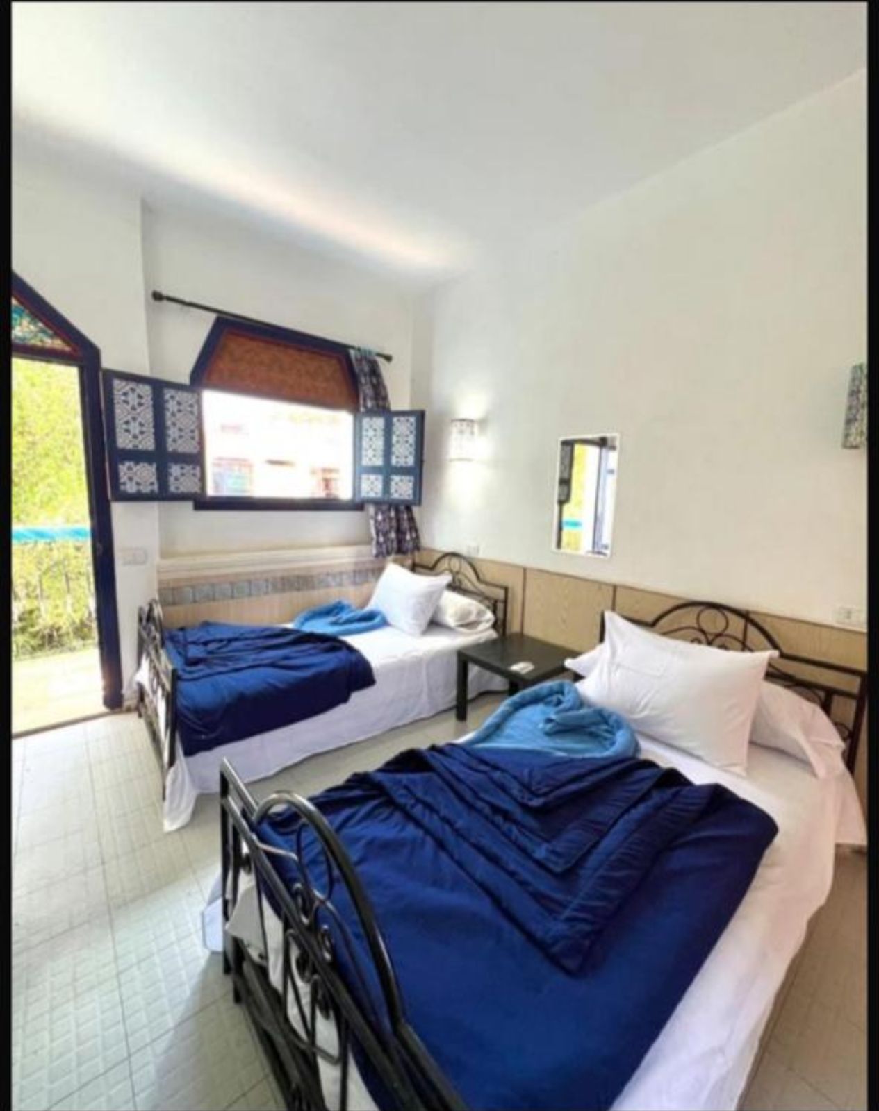 Monica Hotel